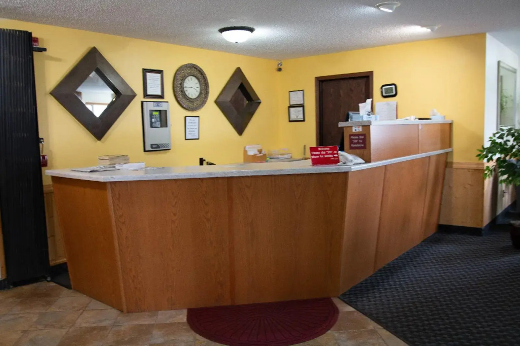 East Grand Inn Grand Forks ND I 29