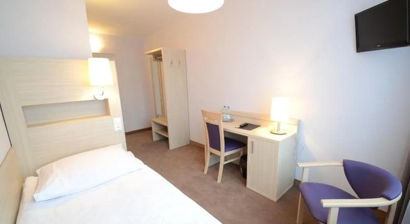 Hotel PZMot