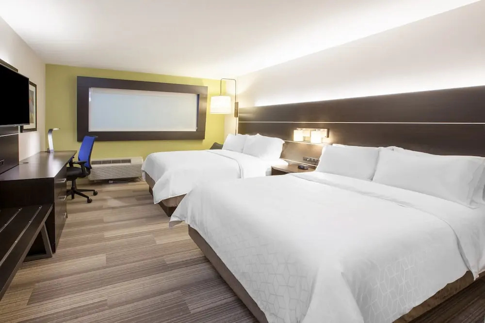 Holiday Inn Express Kermit