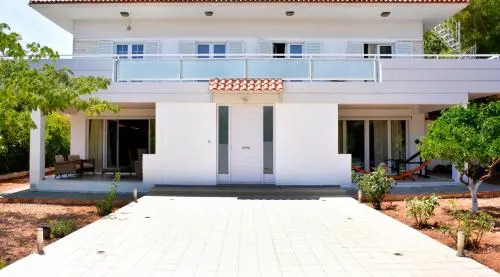 Pine Villa