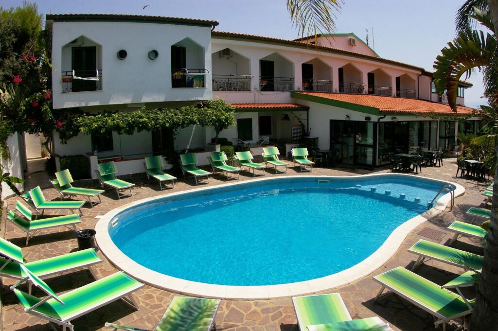 Hotel MARINELLA