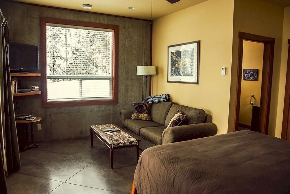 Owlhead Creek Bed and Breakfast