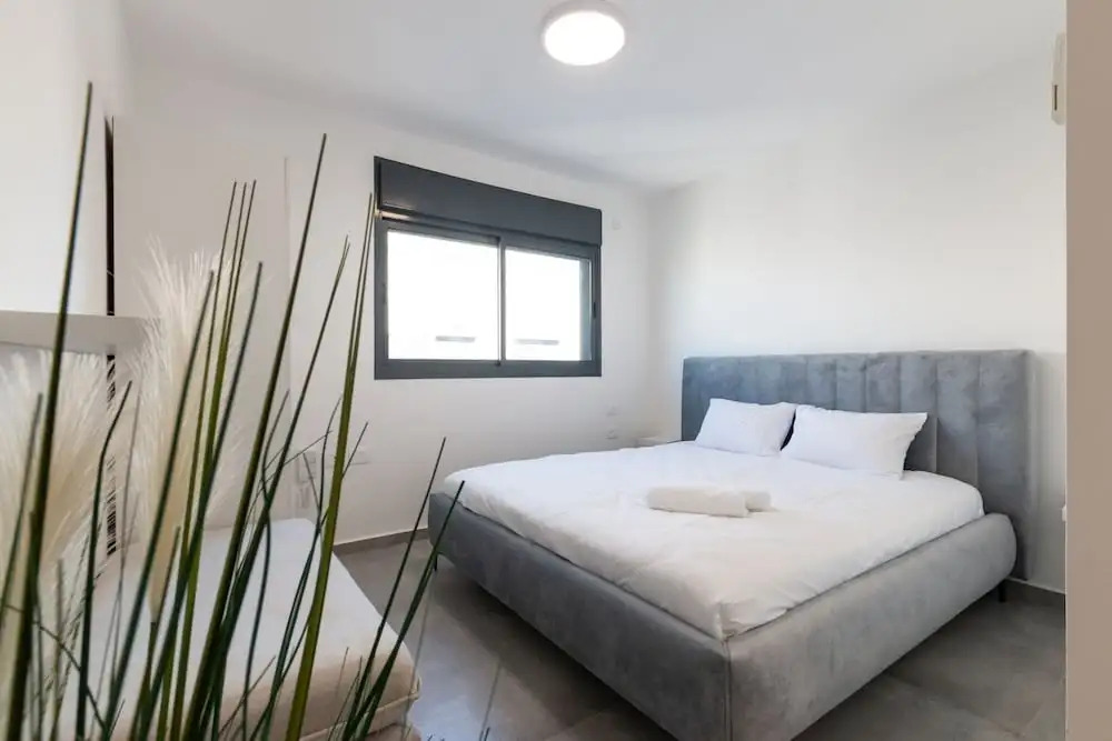 Luxury APT 3 BR New Tower Parking