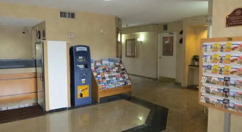 Mississauga Inn & Suites