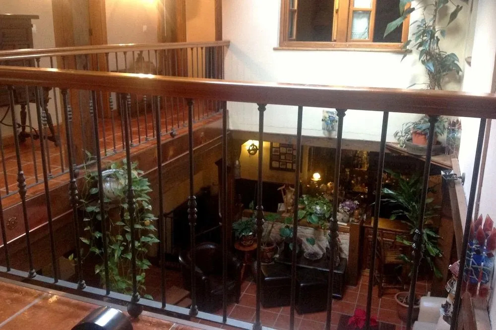 Hotel Rural Posada El Trenti de Corona