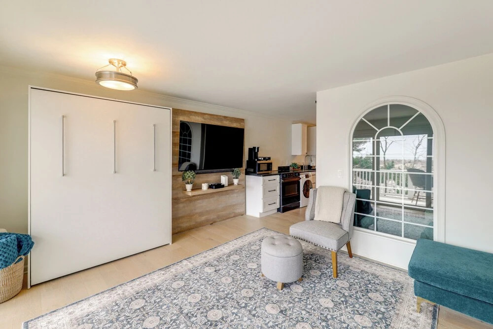 Walk to Beach! Ocean City Haven w/ Balcony & Views