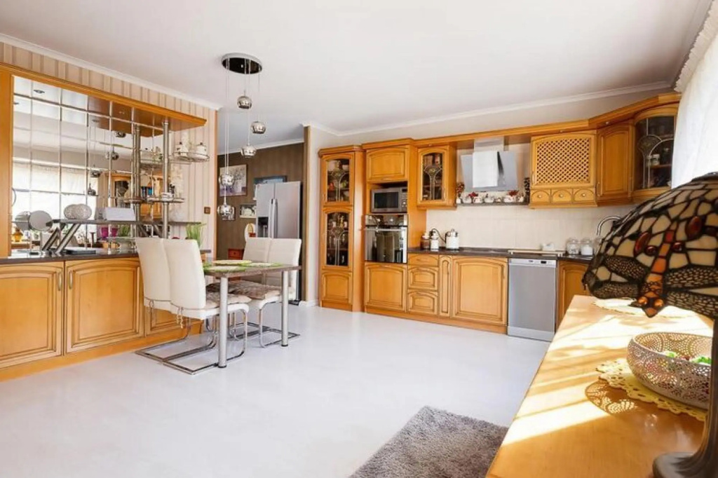 Comfortable 2-bedroom holiday apartment, pool, close to the beach, Rewal