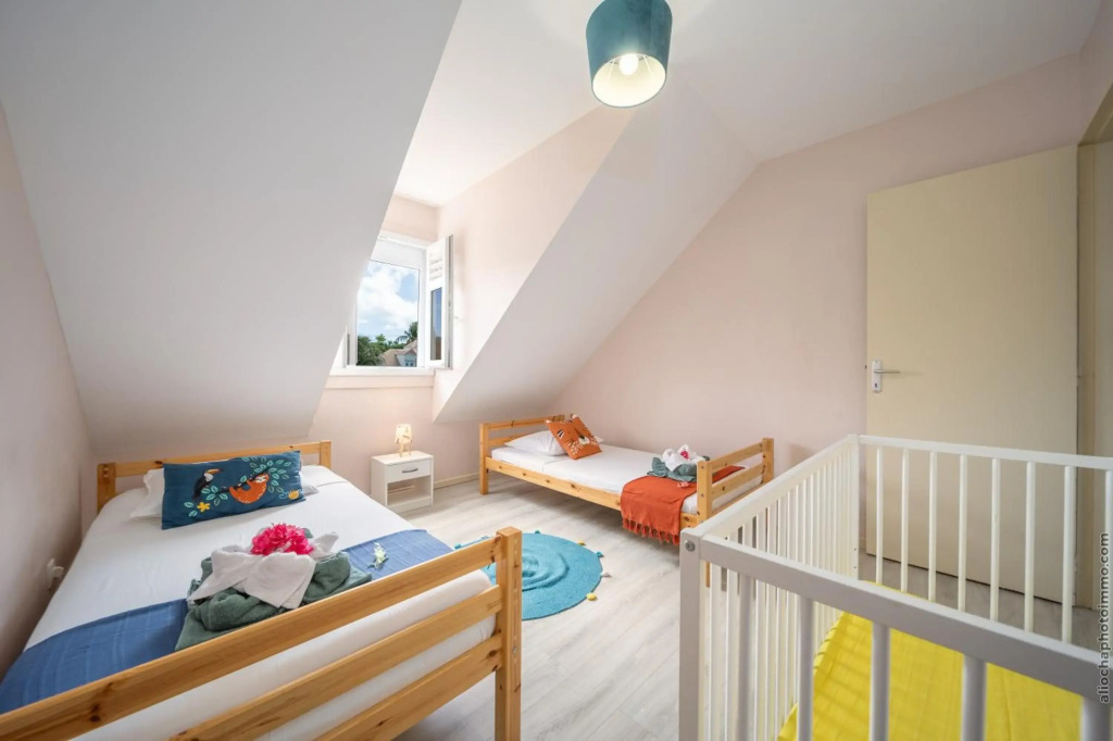Villa Arc-en-Ciel, magnifique cocon familial avec piscine