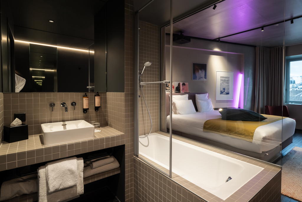 mk2 Hotel Paradiso Nation