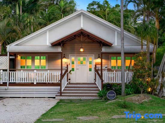 Luxico's Costa Rica in Byron