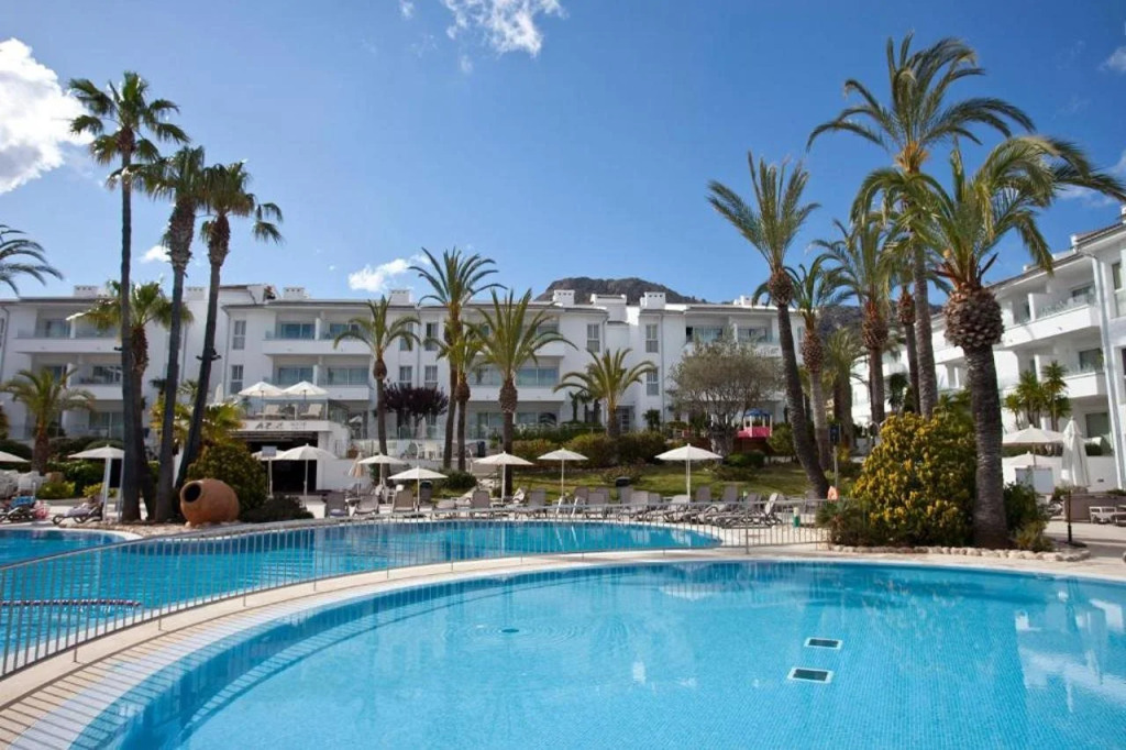 Puerto Azul Suite Hotel