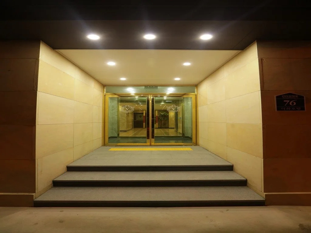 Yihua Hotel