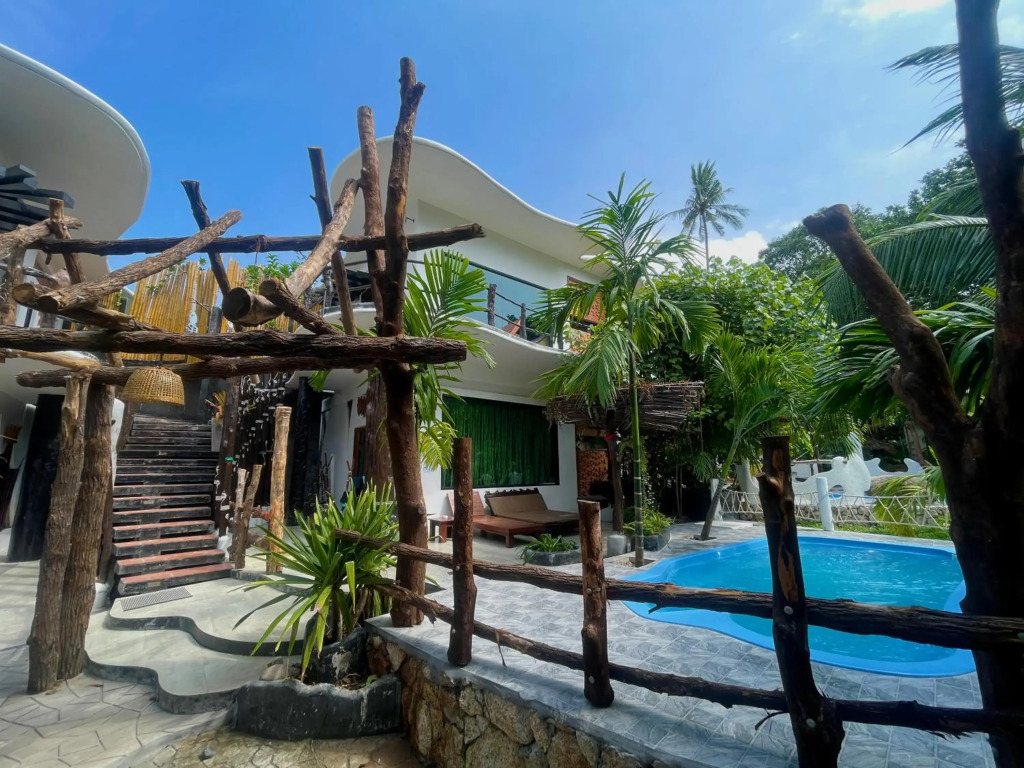 AC 2 Resort