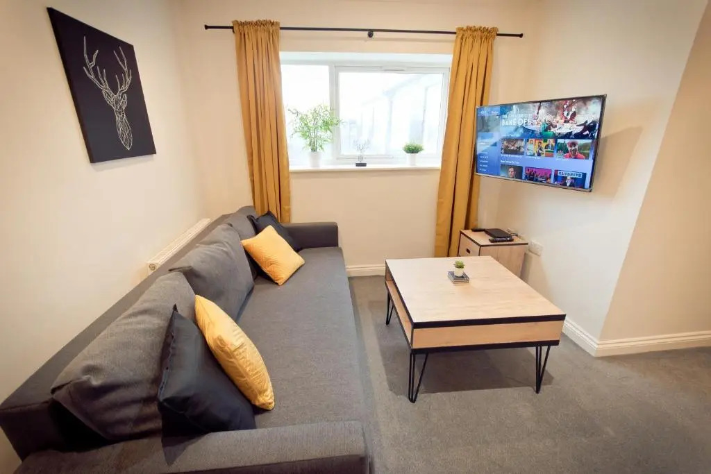 Top View 2 Bedroom Apartments Plymouth