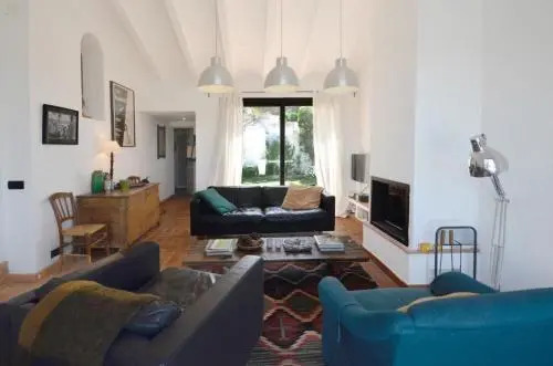 Ref 119. Casa Blanca