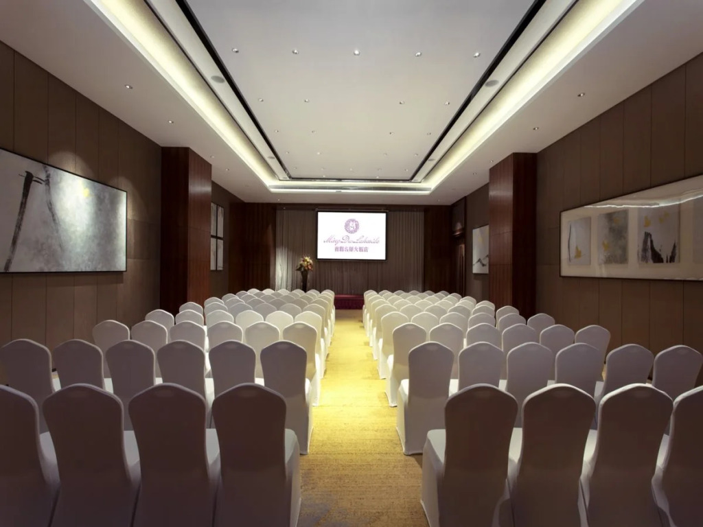 Ming Du Lakeside Hotel Nanning
