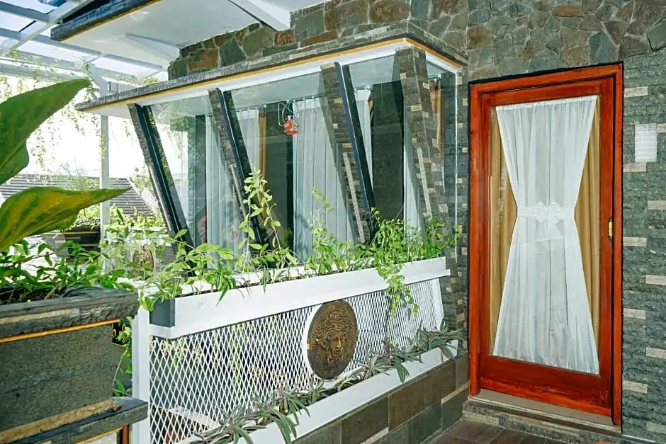 OYO 444 Rafitha Homestay