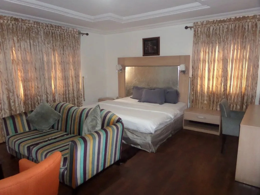The Real Legacy Hotel