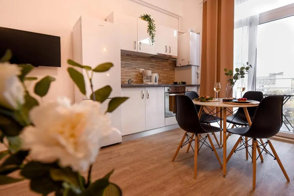 GOLDEN TOUCHES - Elegant - Armeneasca Central Apt