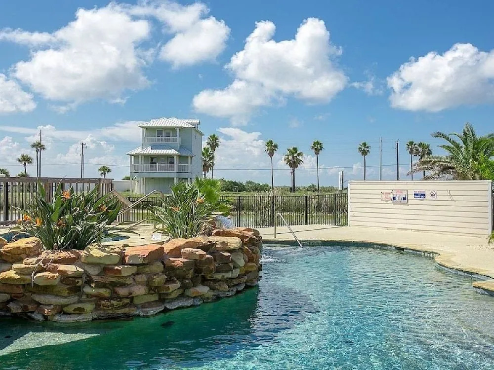 7 Palms - 2 Br Home
