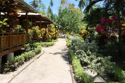 Two Fish Resort Bunaken