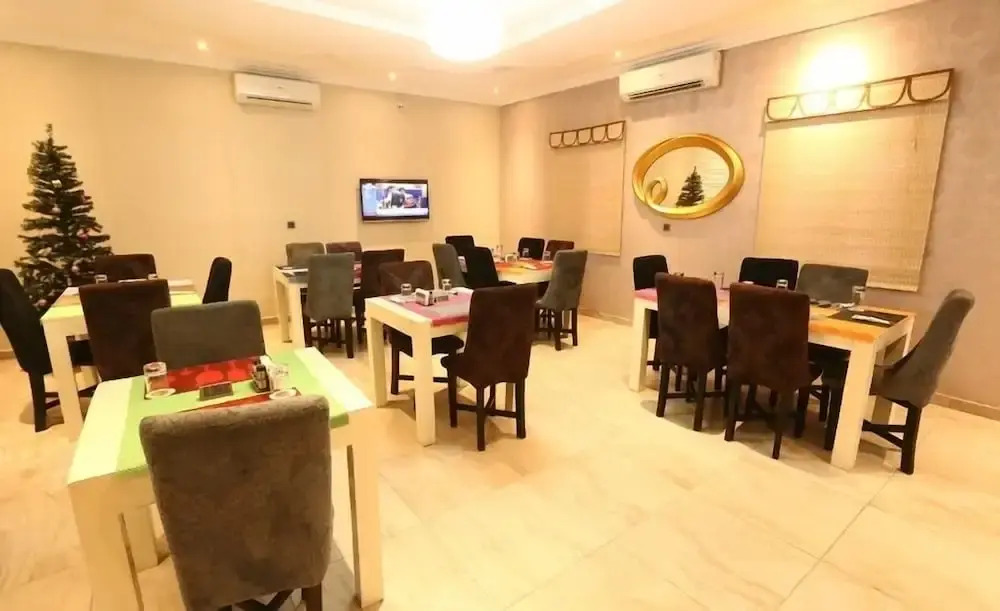 Cares Luxury Suites
