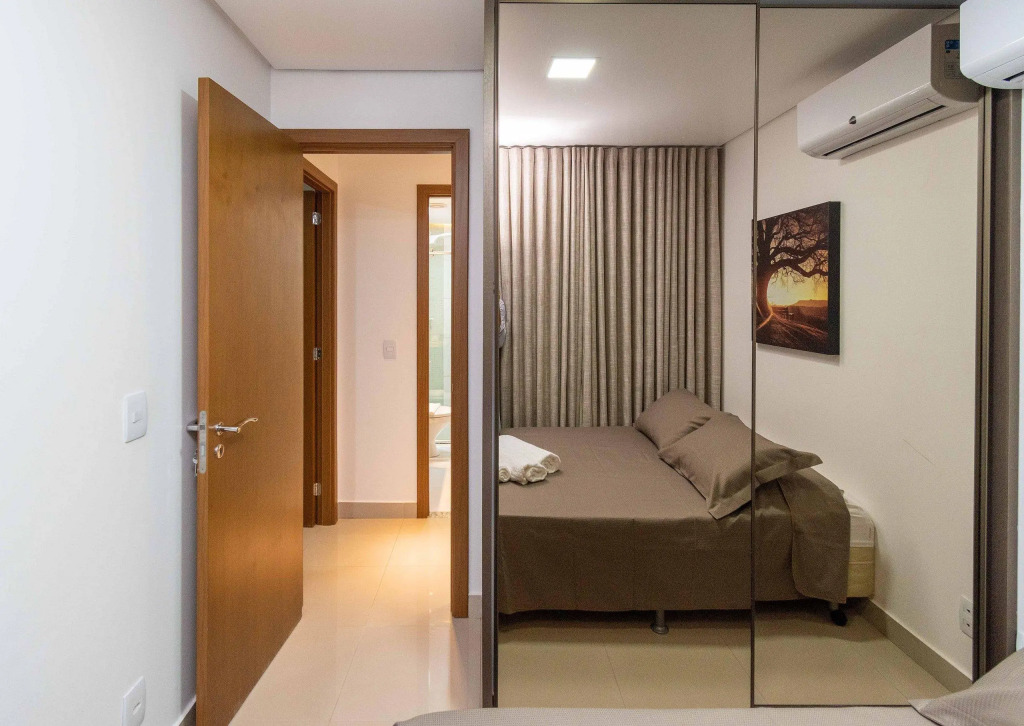 Elegante apartamento de 2 quartos no Setor Bueno - Andar Alto - Ed. The Expression - TH2202
