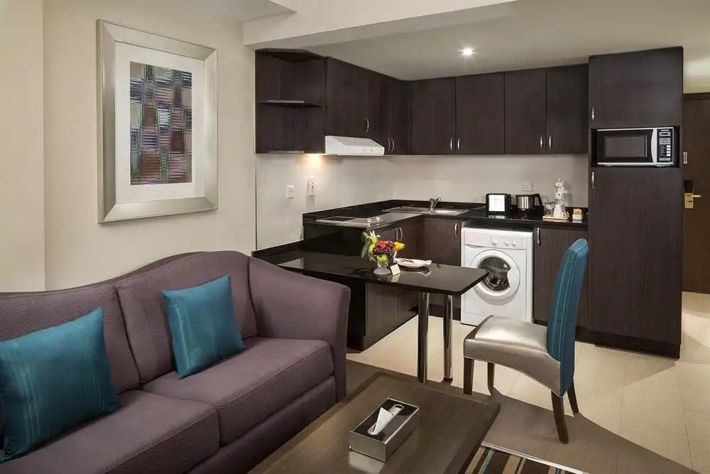Savoy Crest Hotel Apartments