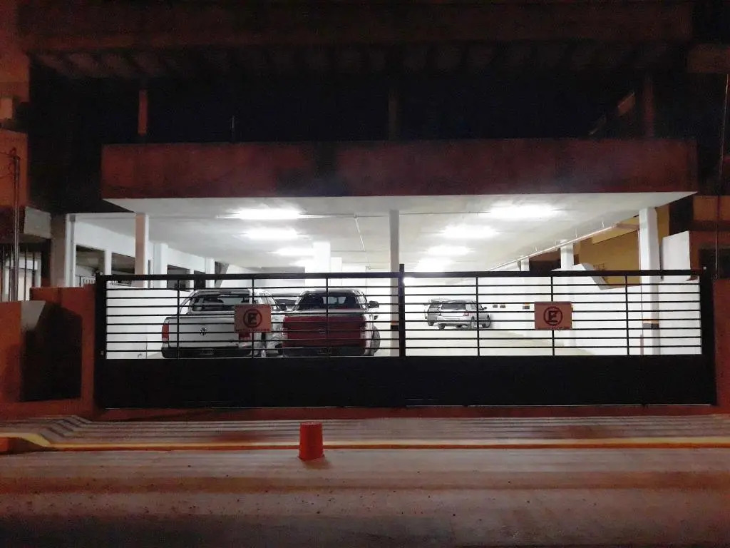 Victor Hotel