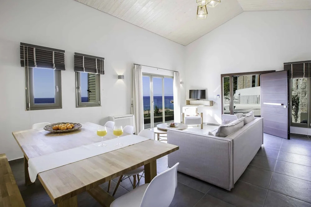 Villa Lefki
