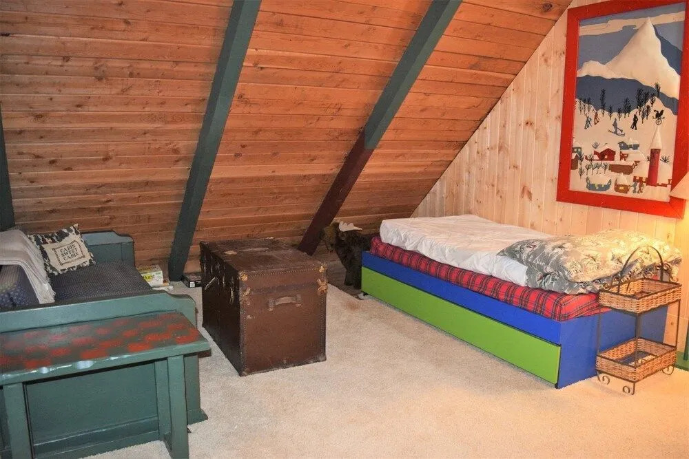 Cowlitz River Cabin