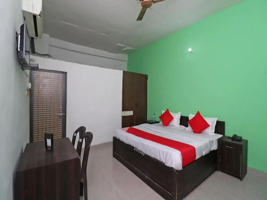 Hotel Metro By OYO Rooms