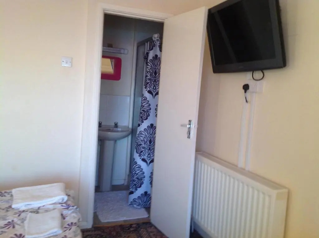 Cowley Hotel