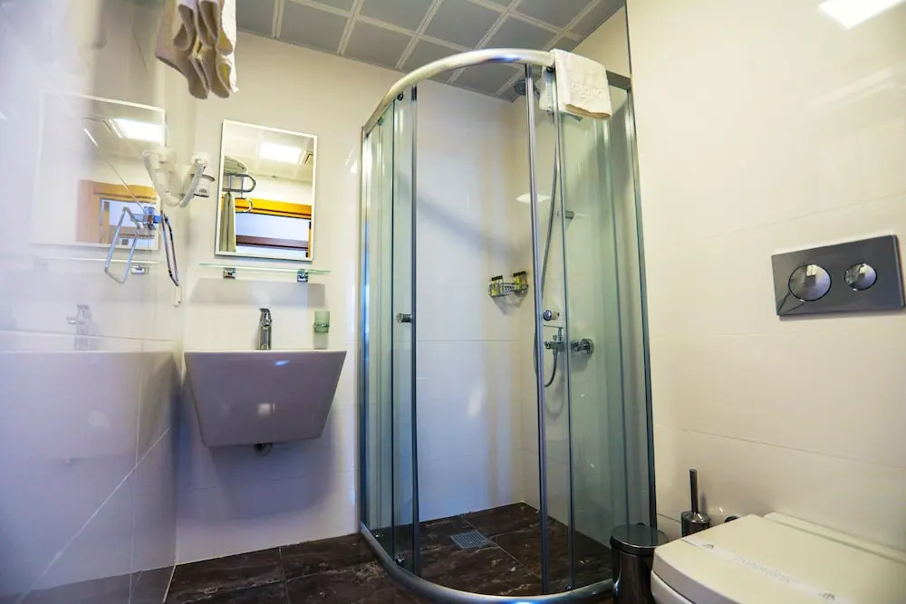 Agate Hotel