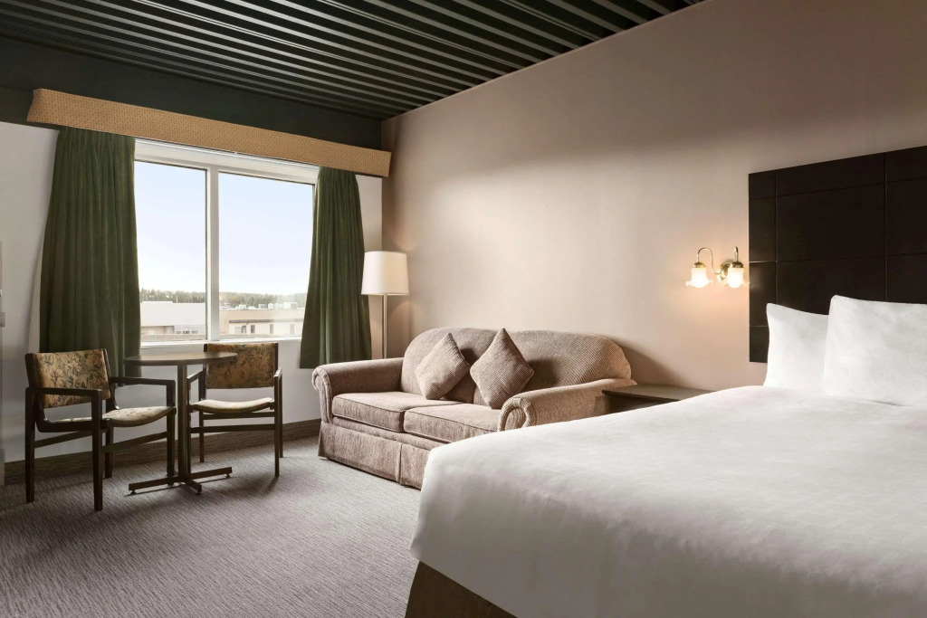 Travelodge by Wyndham Baie Comeau