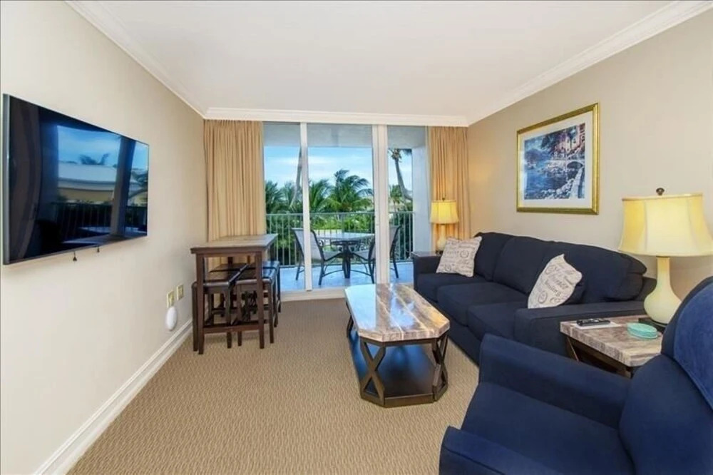Mbor 604 - Marco Beach Ocean Resort 1 Bedroom Condo