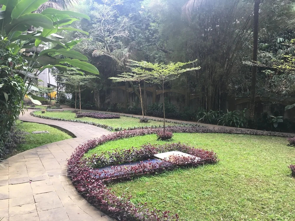 Homey 1Br At Galeri Ciumbuleuit 1 Apartment
