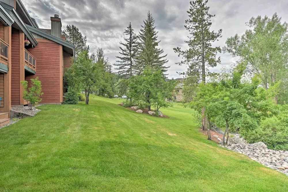 Gorgeous Steamboat Townhome: Shuttle to Ski Resort