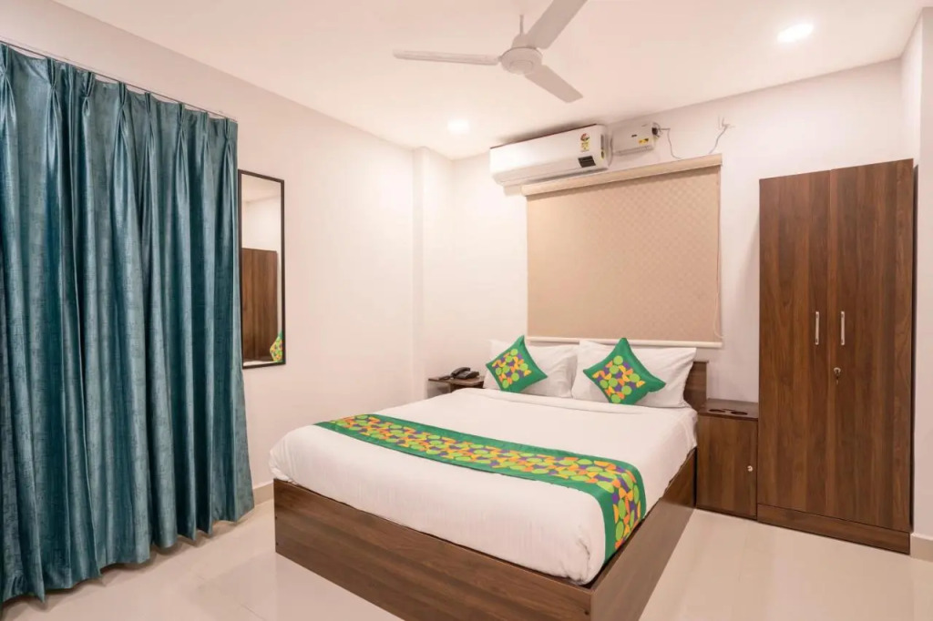 Treebo De Alphabet Gachibowli
