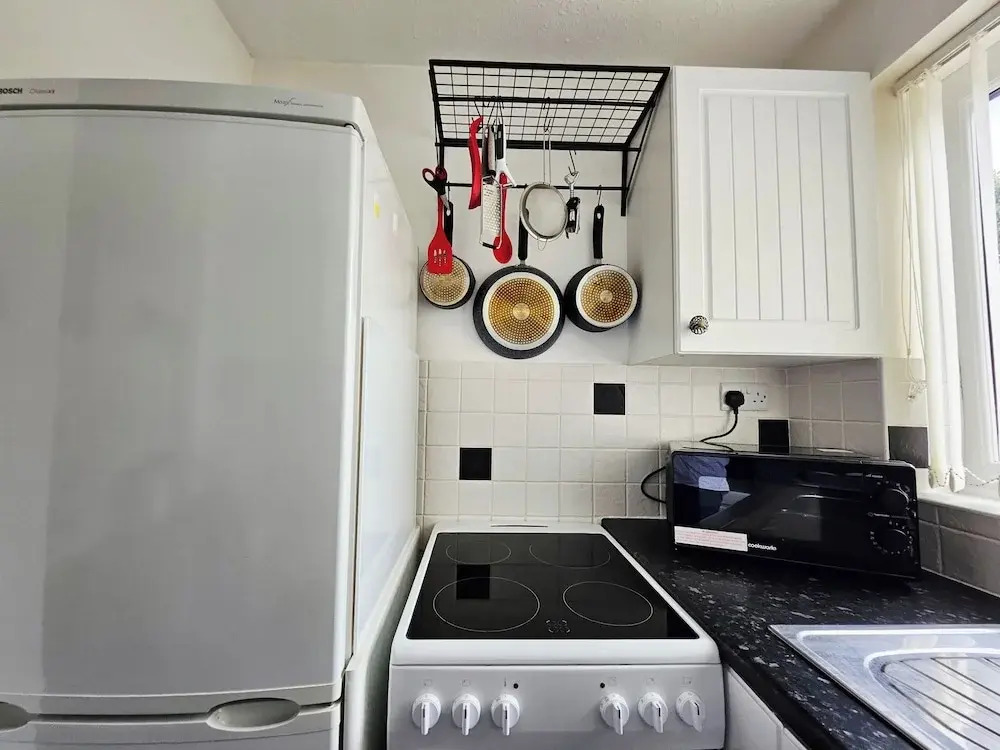 Willow Retreat - House in Burbage- Sleeps2- Garden
