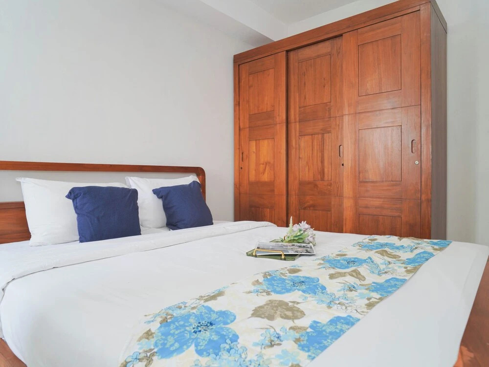 Tranquil And Comfy 2Br At Cinere Bellevue Suites Apartment