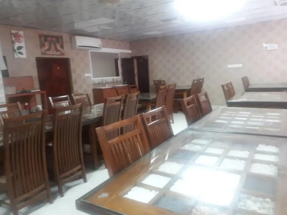 Hotel Chathuna