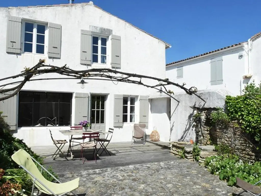 Maison Les Portes-en-Ré, 4 pièces, 6 personnes - FR-1-434-17