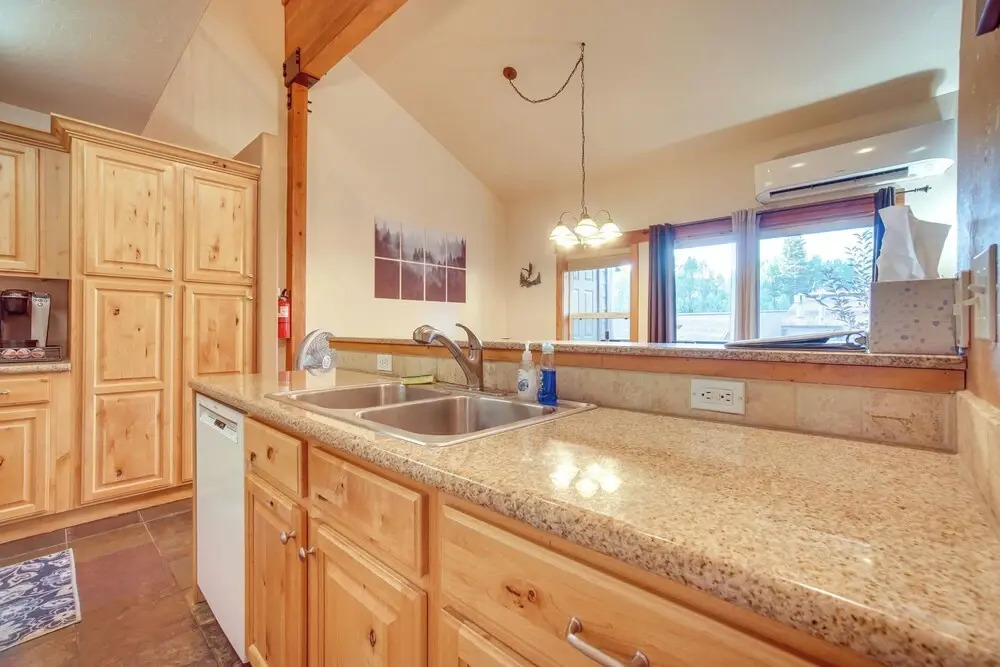 Mccall Vacation Rental ~ 1/2 Mi to Payette Lake!