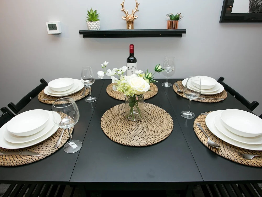 Malone Place Apartment