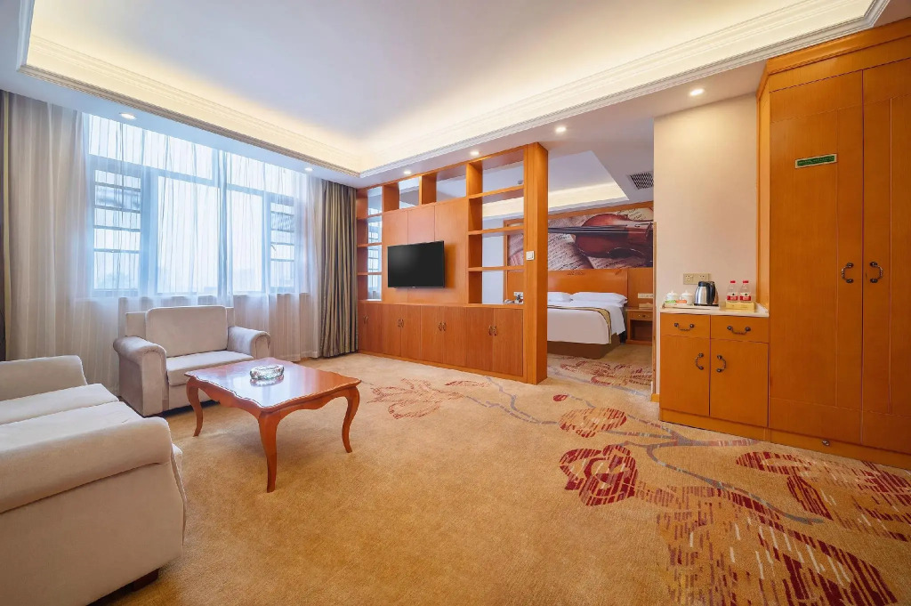 Vienna 3 Best Hotel (Wuhan Jinyinhu Branch)