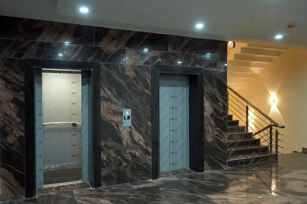 HOTEL NIVETHA INN