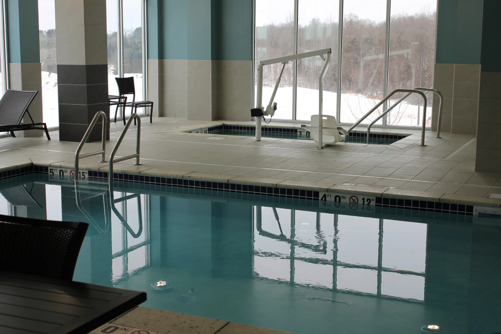 Holiday Inn Express & Suites - Hudson I-94 by IHG