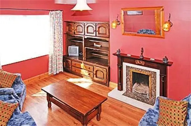 Friary Downs House & Apartment