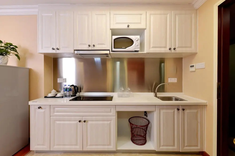 YOYO International Apartment